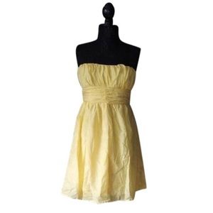NWT Love Stitch Yellow Day Dress in Large